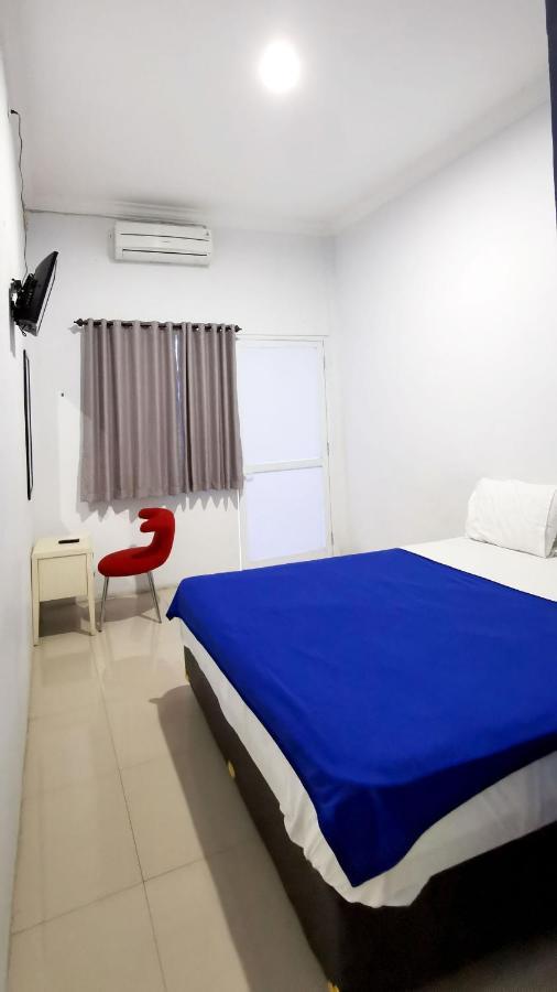 Hotel Aqiilah Syariah Lamongan Extérieur photo